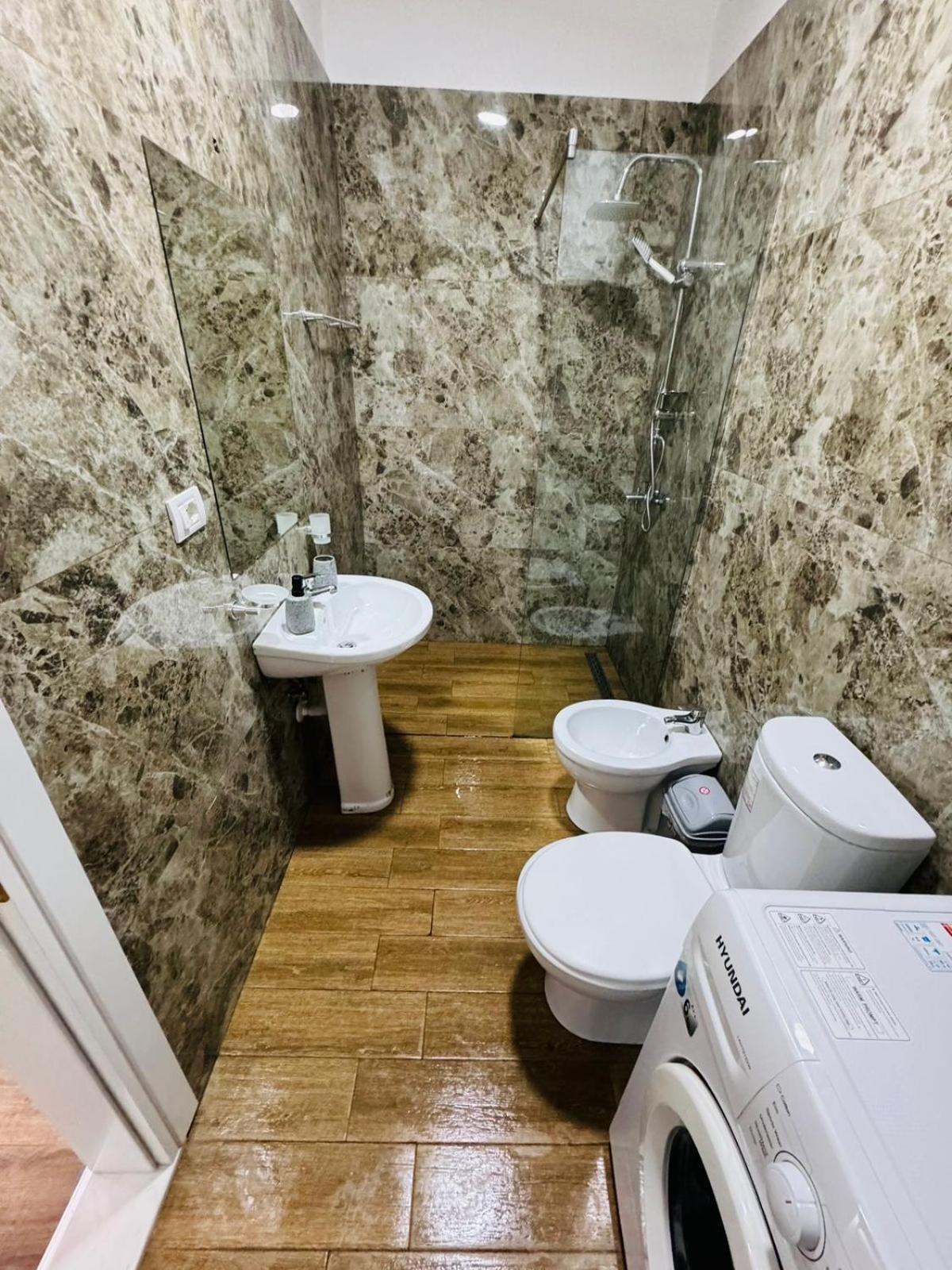 Apartamente ティラナ エクステリア 写真