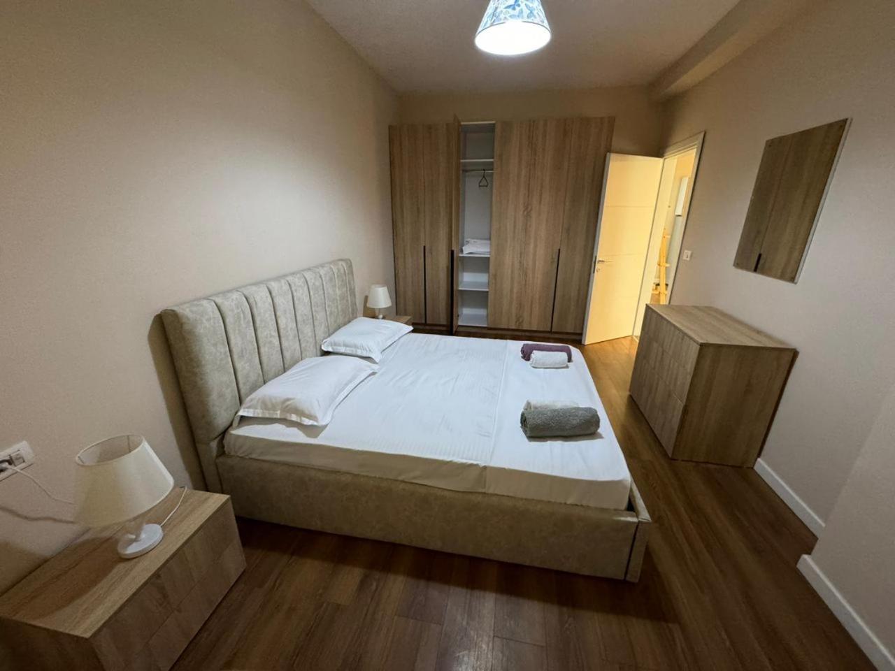 Apartamente ティラナ エクステリア 写真